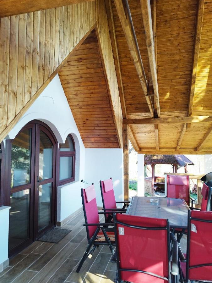 Klara Vendeghaz Villa Badacsonyors Bagian luar foto